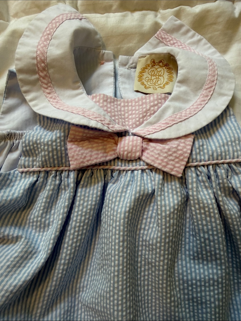 The Beaufort Bonnet Company seersucker bubble Blue /White with pink bow/trim 12